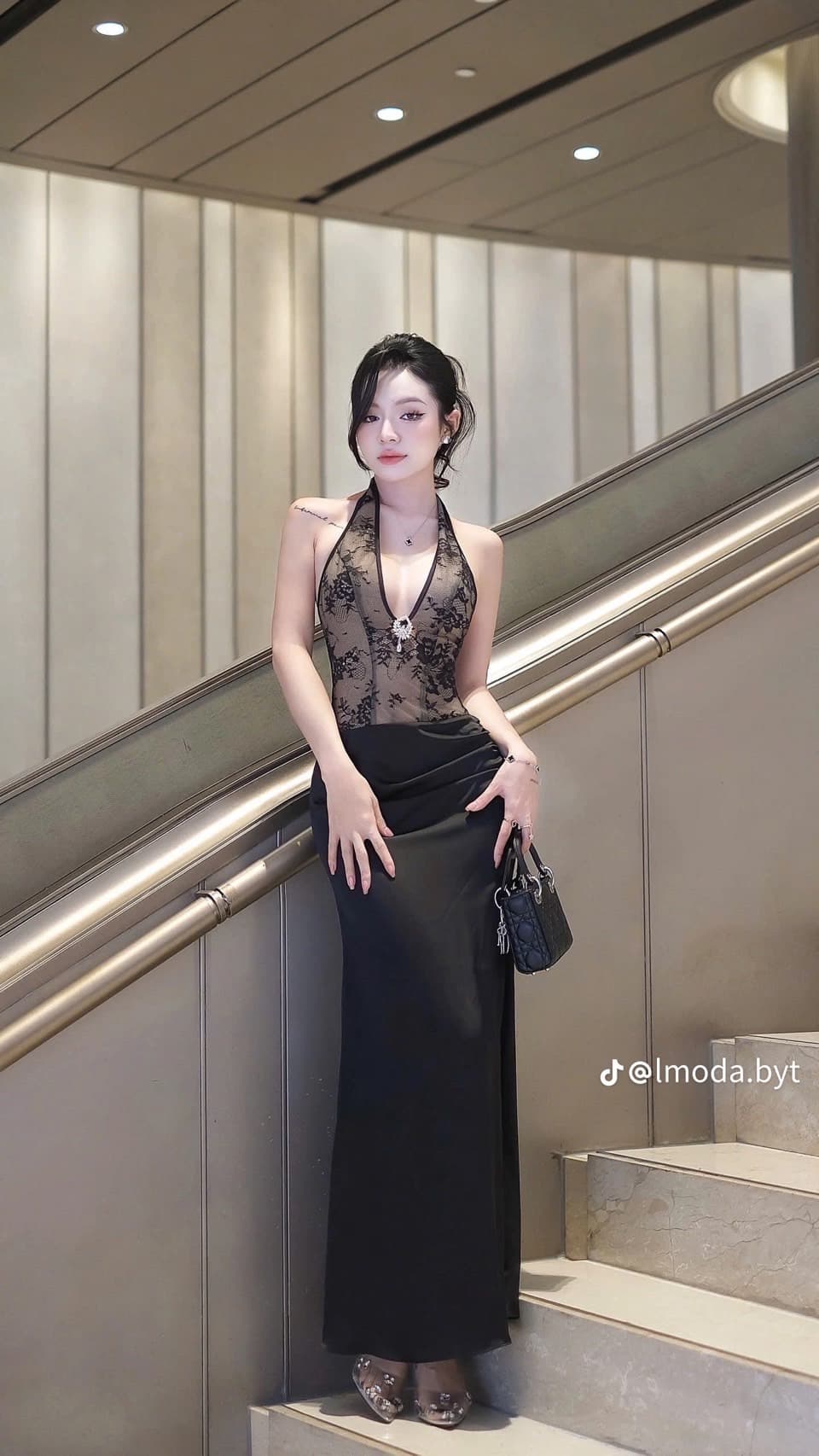 เดรสนัวร์เลซ 🖤