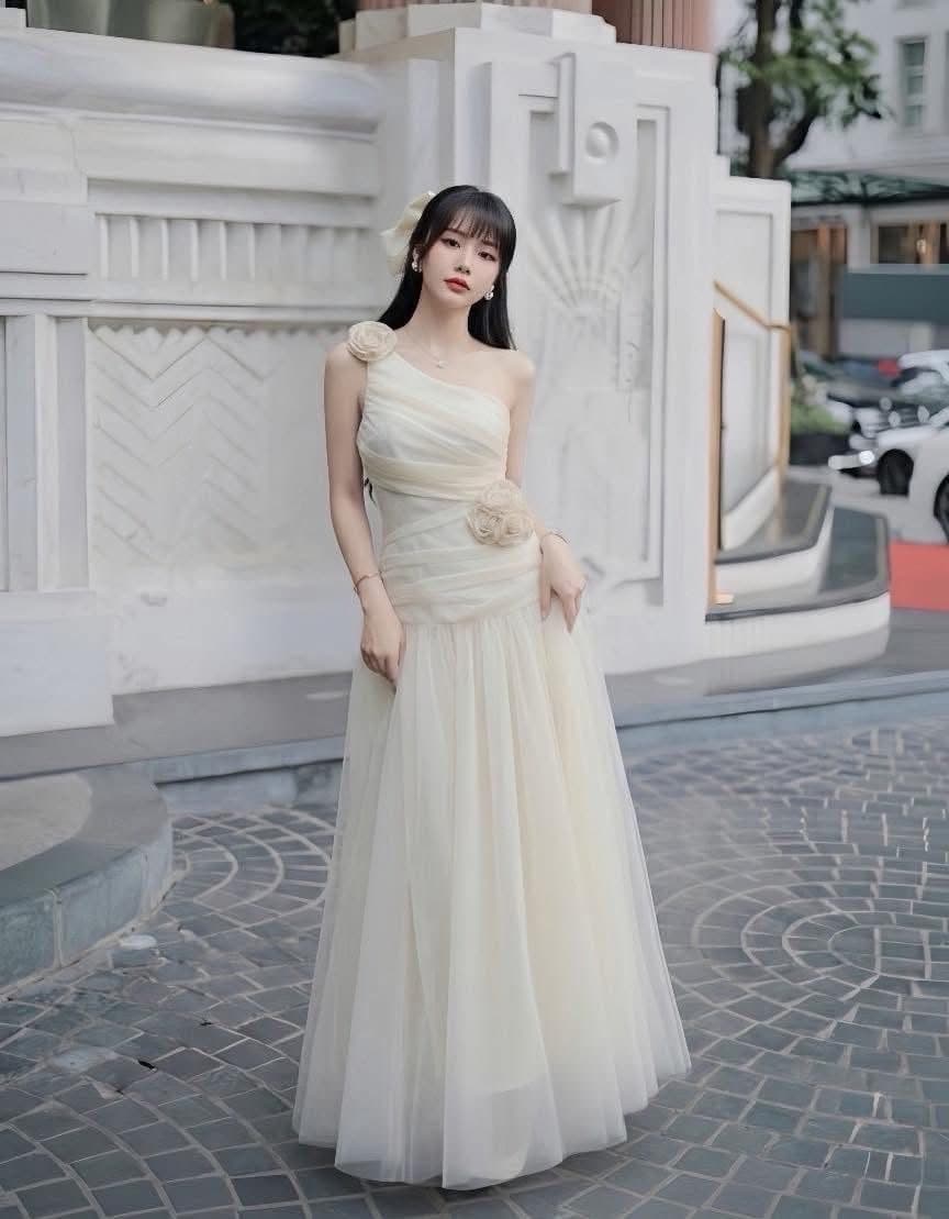 Ivory Rose Dress